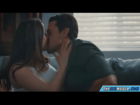 ❤️ एक चांगला busty आई सह रोमँटिक सेक्स ❤️ आमच्याकडे mr.hentai-menu.ru ﹏